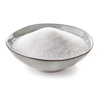 Sucre blanc cristallisé dans un bol